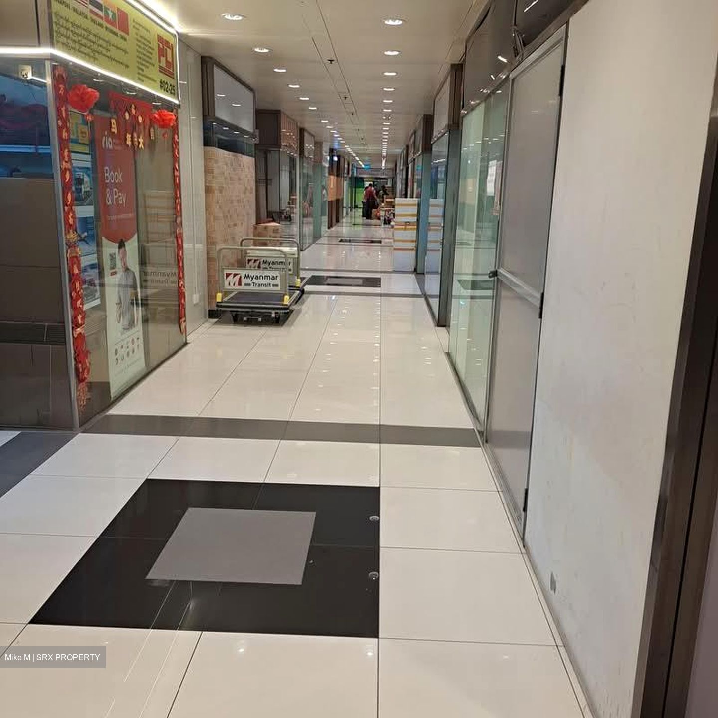 Peninsula Plaza (D6), Retail #581701991